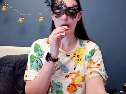 Snapshot of LexiSnowUK chatting on January 2025 11:50:01 PM LexiSnowUK online show from January 2025 11:50:01 PM