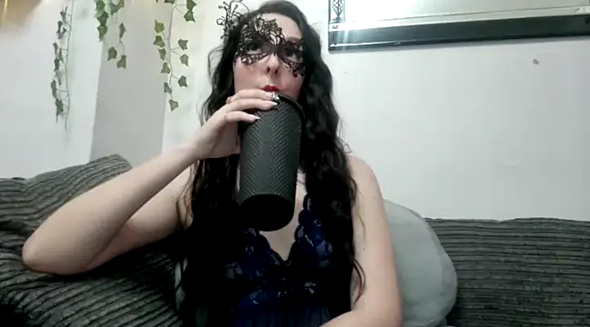 Snapshot of LexiSnowUK chatting on February 2025 08:18:01 PM LexiSnowUK online show from February 2025 08:18:01 PM