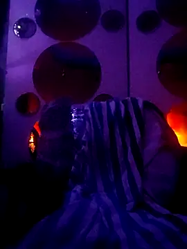 HungJonny99 online show from November 2025 07:51:02 AM