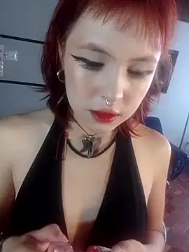 Sweetcatxx online show from December 2024 07:01:02 PM
