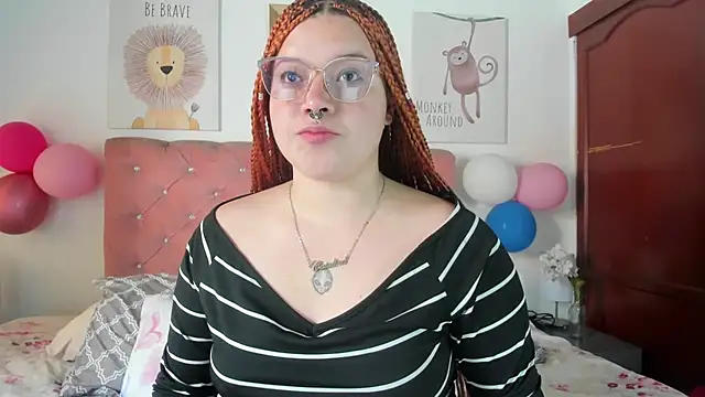 Snapshot of CelessteRedds chatting on September 2025 01:36:02 PM CelessteRedds online show from September 2025 01:36:02 PM