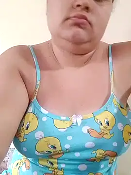 Kiara Anjo22 online show from December 2024 01:33:02 PM