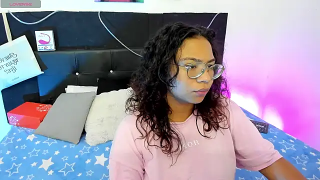 im angels77 online show from February 2025 04:00:02 AM