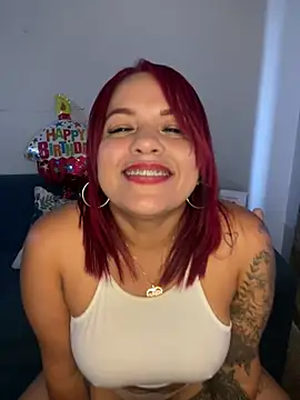 EmmaHot online show from January 2025 08:22:01 PM