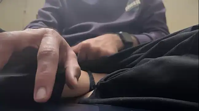 Snapshot of SexMachine1069 chatting on January 2025 04:55:02 PM SexMachine1069 online show from January 2025 04:55:02 PM