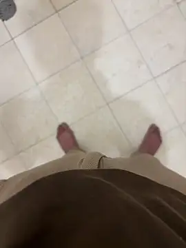 Snapshot of SexMachine1069 chatting on February 2025 05:29:01 PM SexMachine1069 online show from February 2025 05:29:01 PM