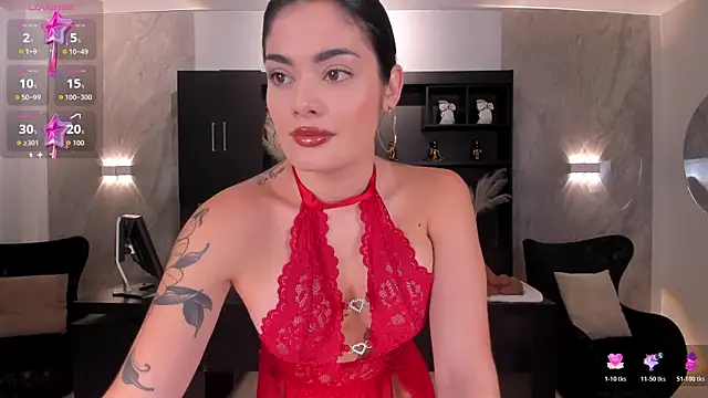 Snapshot of GiaFerrara chatting on November 2025 07:35:02 PM GiaFerrara online show from November 2025 07:35:02 PM