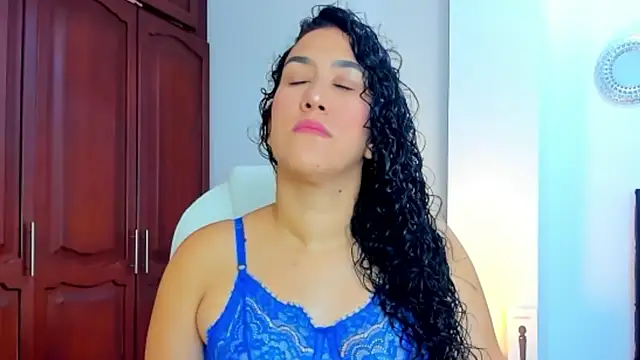 kathyajhonss online show from January 2025 10:19:01 PM