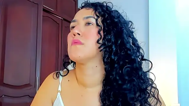 kathyajhonss online show from January 2025 10:41:02 PM