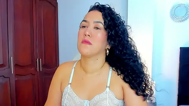 kathyajhonss online show from January 2025 11:18:01 PM