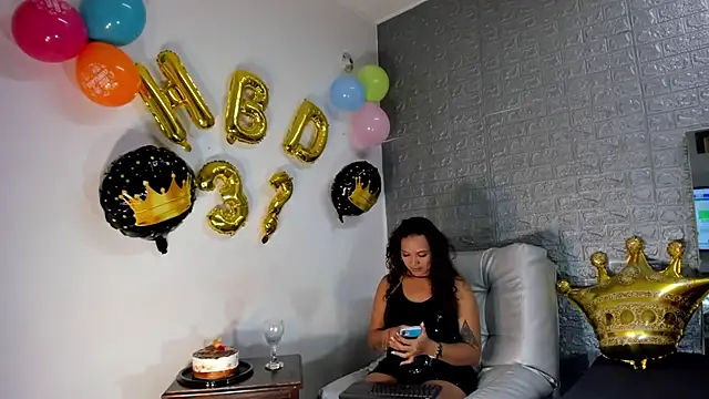 Snapshot of Betzabeth-Miller chatting on January 2025 08:14:01 AM Betzabeth-Miller online show from January 2025 08:14:01 AM