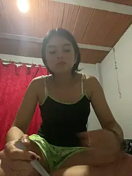 Snapshot of Naty_G chatting on March 2025 01:32:02 AM Naty G online show from March 2025 01:32:02 AM