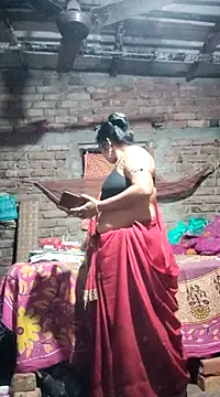 Hotty-dola online show from December 2024 04:36:02 PM
