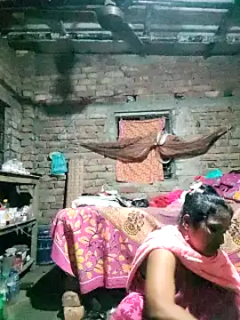Hotty-dola online show from December 2024 05:35:02 PM