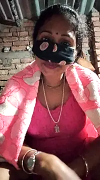 Hotty-dola online show from December 2024 05:07:02 PM