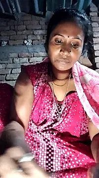 Hotty-dola online show from January 2025 05:18:01 PM