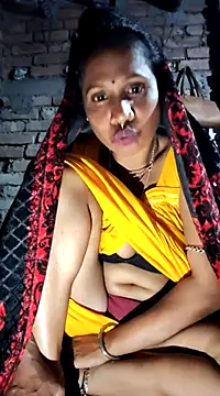 Hotty-dola online show from January 2025 04:05:01 PM