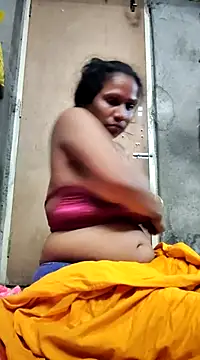 Hotty-dola online show from January 2025 05:14:01 PM