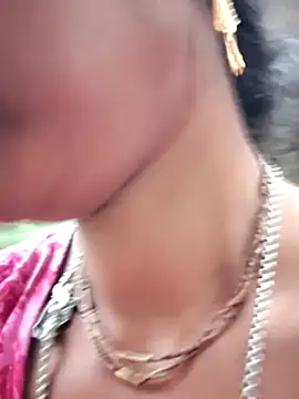 Hotty-dola online show from January 2025 01:33:01 AM