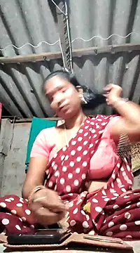 Hotty-dola online show from March 2025 04:21:01 PM