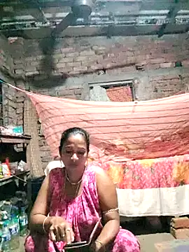 Hotty-dola online show from March 2025 07:10:02 PM