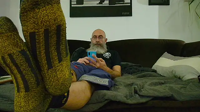 Snapshot of Kingsscepter chatting on October 2025 11:10:02 PM Kingsscepter online show from October 2025 11:10:02 PM