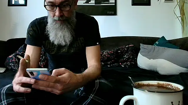 Snapshot of Kingsscepter chatting on November 2025 03:08:02 PM Kingsscepter online show from November 2025 03:08:02 PM