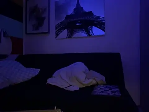 Snapshot of Gman143187 chatting on October 2025 03:51:02 AM Gman143187 online show from October 2025 03:51:02 AM