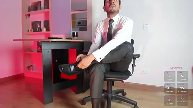 pablo-rincon95 online show from November 2025 12:18:01 PM