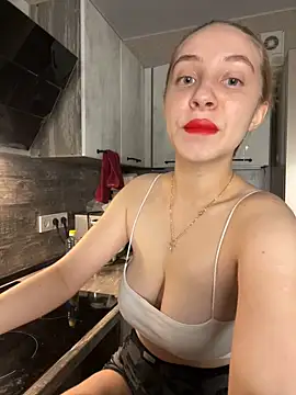 Snapshot of Kitty_Katrine chatting on October 2025 04:06:02 PM Kitty Katrine online show from October 2025 04:06:02 PM