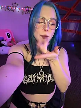 Snapshot of MaddisonHaas chatting on November 2025 12:13:02 AM MaddisonHaas online show from November 2025 12:13:02 AM