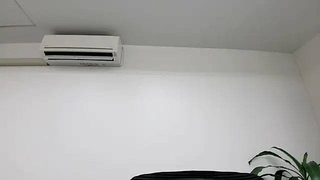 Snapshot of TakuryuJPN chatting on February 2025 09:57:01 PM TakuryuJPN online show from February 2025 09:57:01 PM