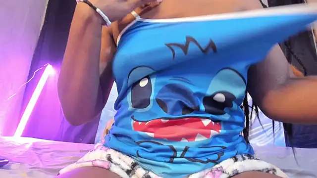 Snapshot of DeisyHarper chatting on December 2024 10:55:02 AM DeisyHarper online show from December 2024 10:55:02 AM