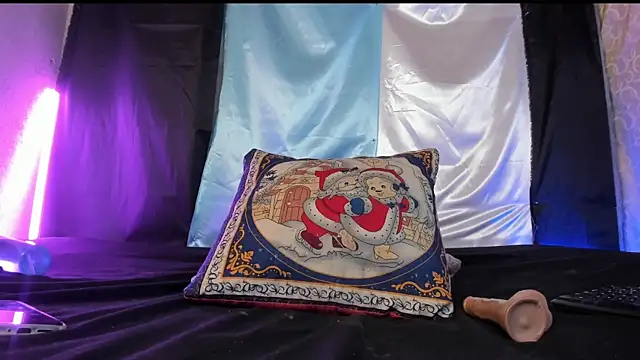 Snapshot of DeisyHarper chatting on January 2025 10:09:02 AM DeisyHarper online show from January 2025 10:09:02 AM