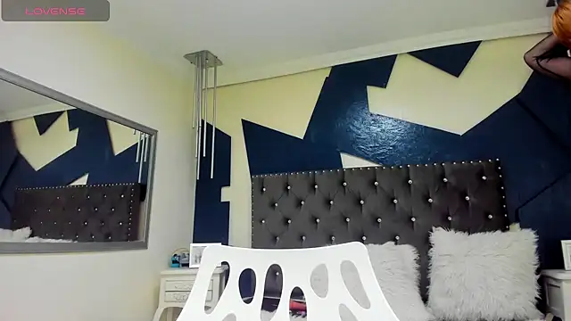 Charlottee Brown2 online show from January 2025 12:24:01 PM