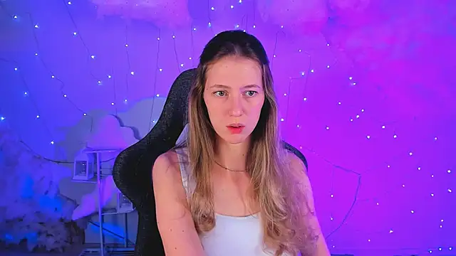 Snapshot of Sharon_Evansi chatting on December 2024 11:54:02 AM Sharon Evansi online show from December 2024 11:54:02 AM