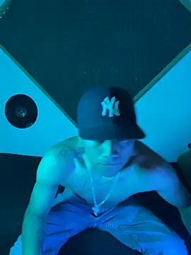 SkinnyHot444 online show from February 2025 04:16:01 PM