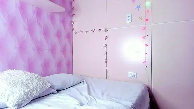 MarieMyller online show from December 2024 03:00:02 AM