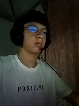 RED-YOUKNOW online show from December 2024 05:47:02 AM