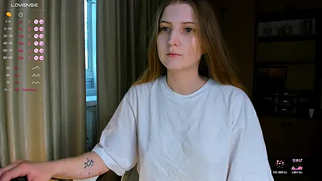 Snapshot of princessaalicc chatting on November 2025 11:32:02 AM princessaalicc online show from November 2025 11:32:02 AM