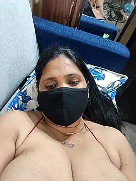 Neha8923 online show from January 2025 01:41:01 PM