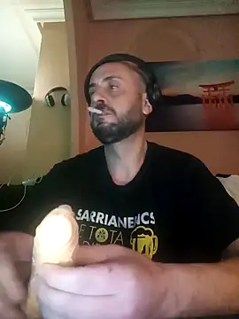 AlohaXx00 online show from December 2025 01:57:01 AM