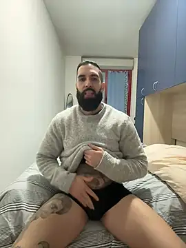 Snapshot of Gioeltoro89 chatting on March 2025 05:34:02 PM Gioeltoro89 online show from March 2025 05:34:02 PM