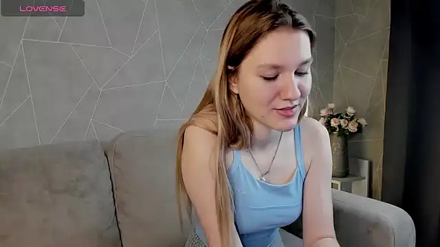Mariel Brown online show from December 2024 02:45:01 PM