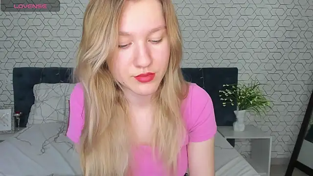 Mariel Brown online show from January 2025 08:52:01 AM