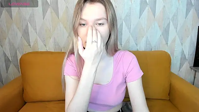 Mariel Brown online show from January 2025 08:25:02 AM