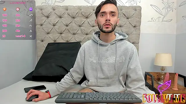 jakemagnus online show from December 2024 12:57:02 PM