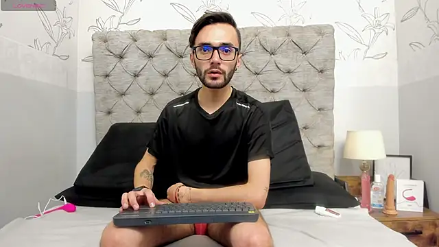 jakemagnus online show from January 2025 06:10:01 PM