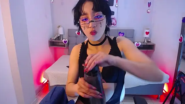 Xayah 77 online show from February 2025 01:42:02 PM