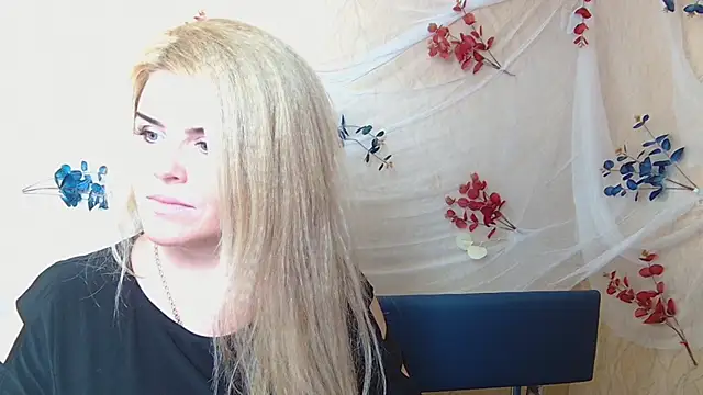 Julya Barbi online show from December 2024 09:17:01 AM